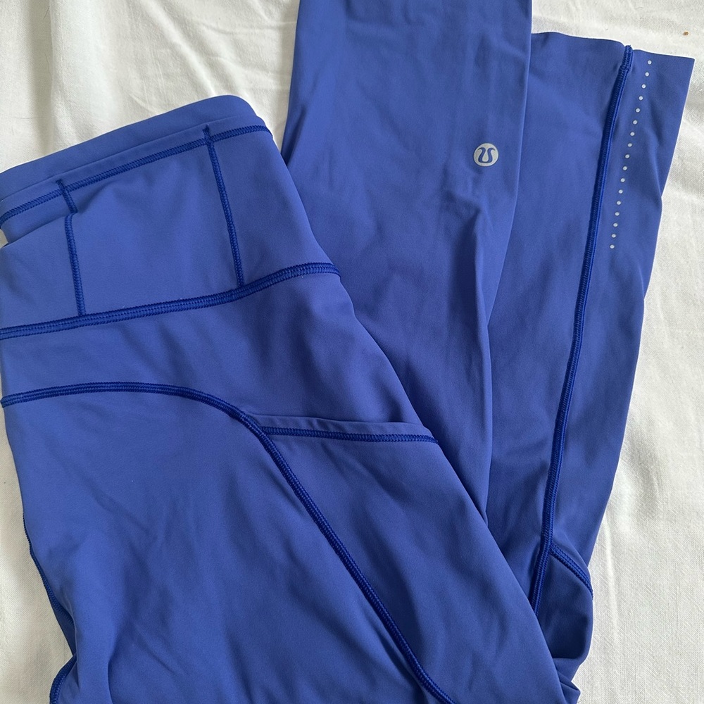Lululemon size 6 crop leggings